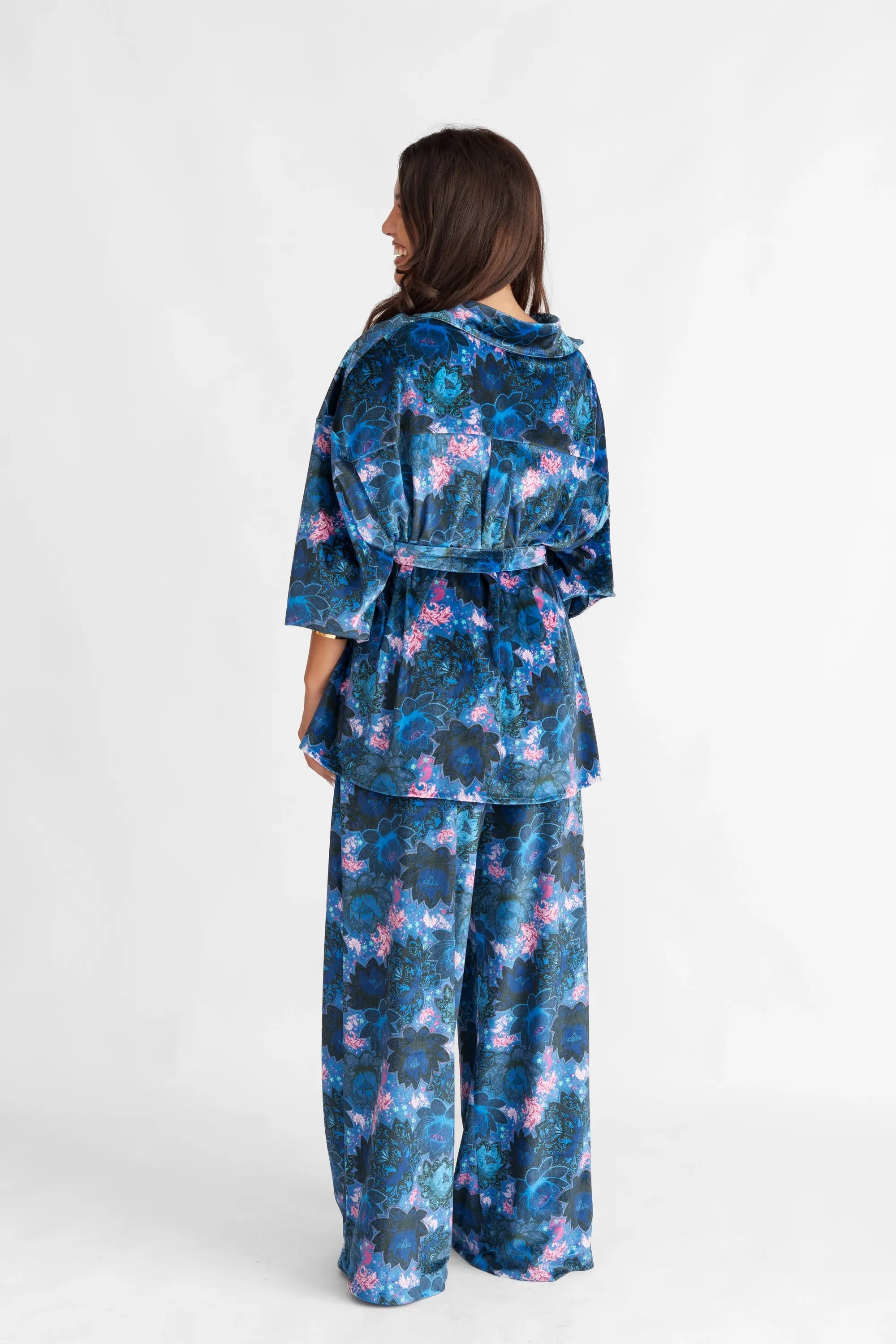 Amaris Velvet Shirt